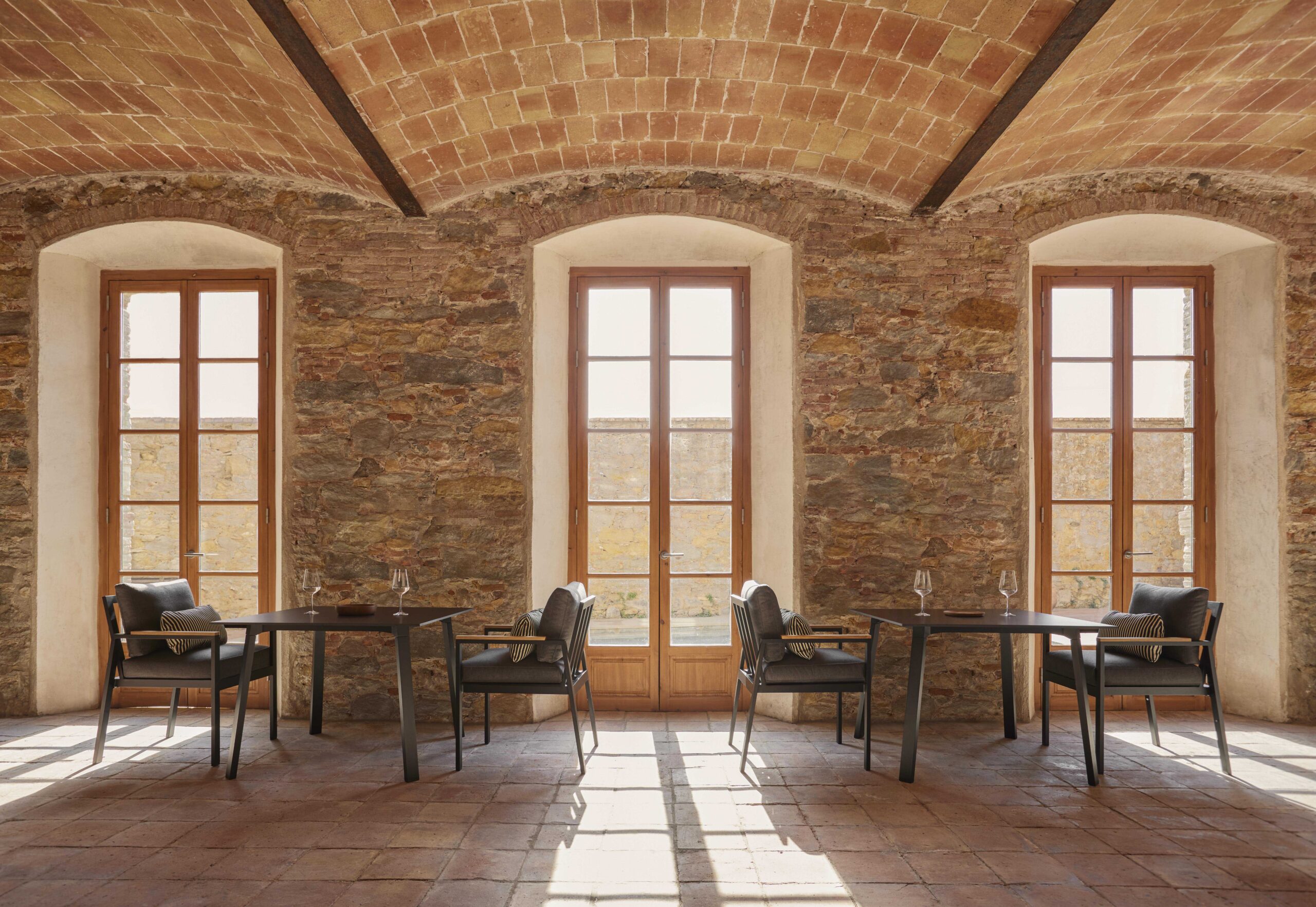mood_dining_gandia blasco_timeless