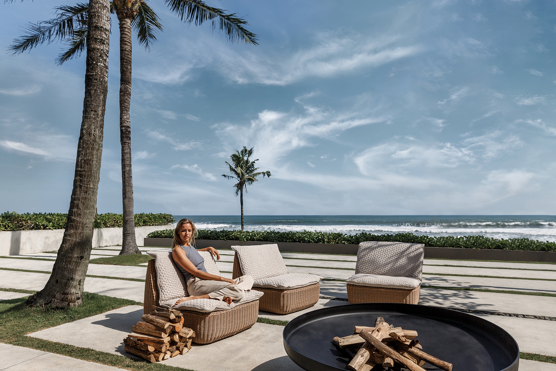 mood_lounging_gloster_omada