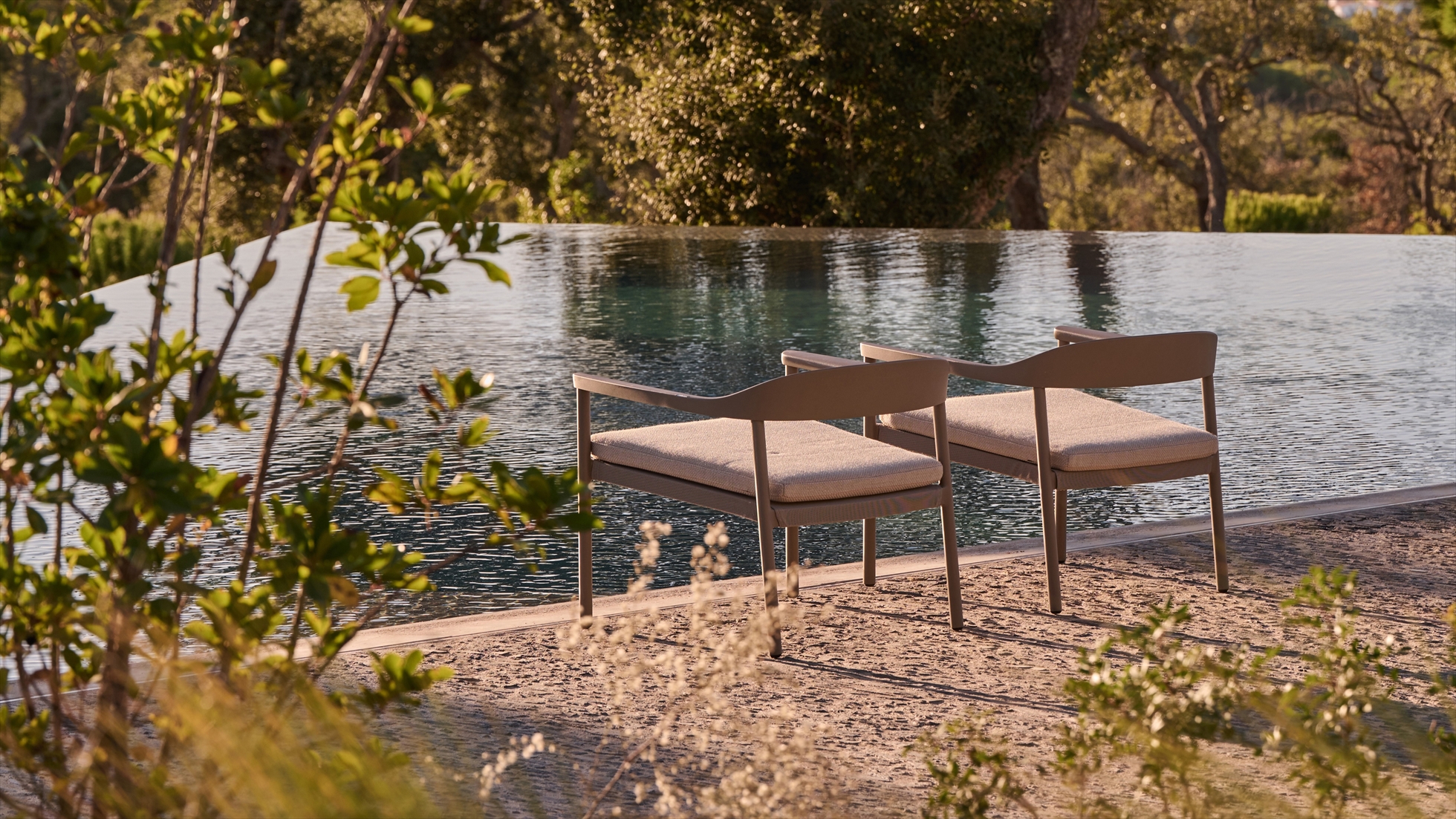 mood_lounging_tribu_illum