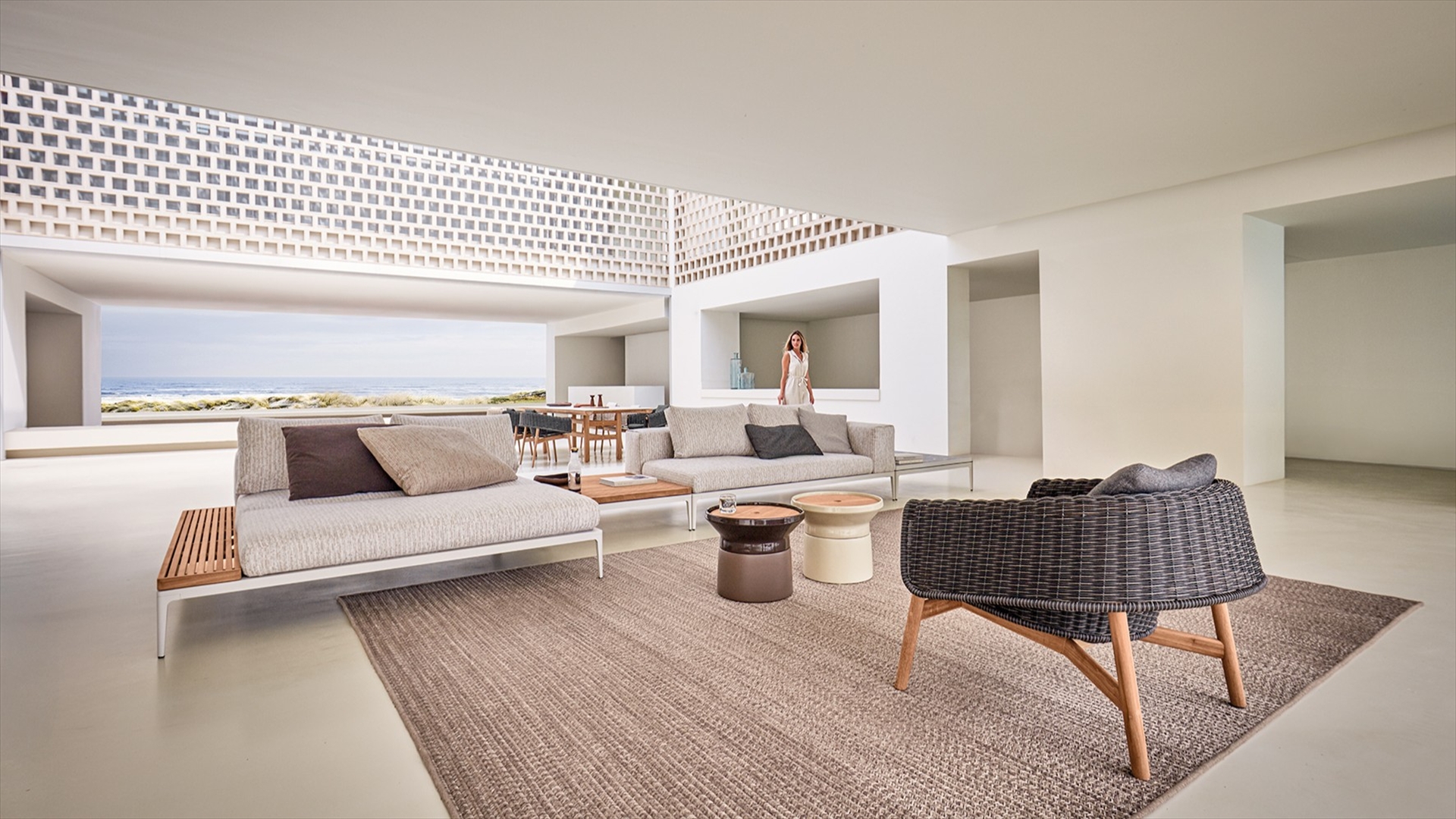 mood_indoor_03_GLOSTER_GRID